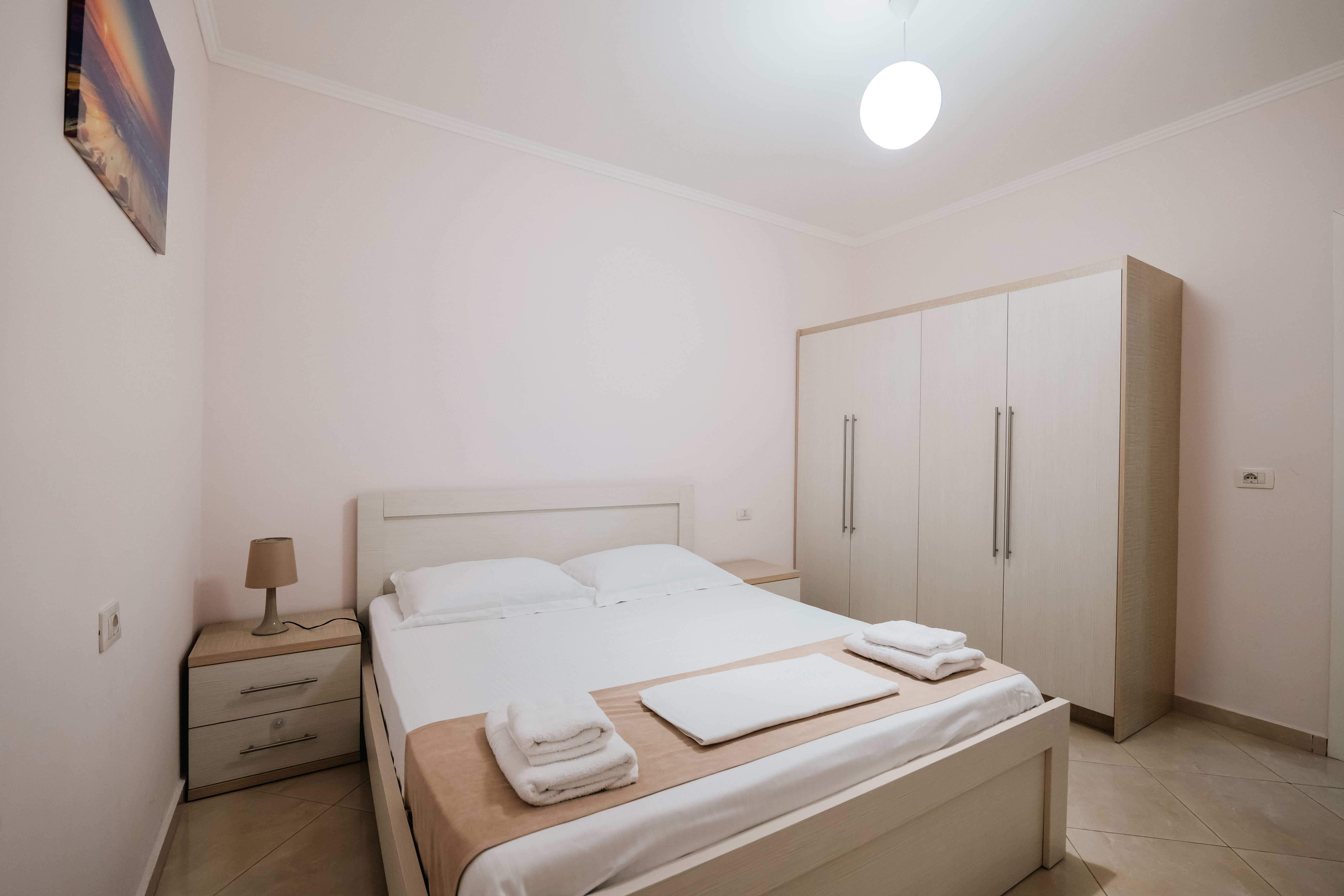 Room 1 - 2
